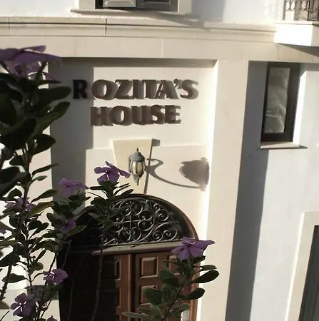 Rozita's Guest house